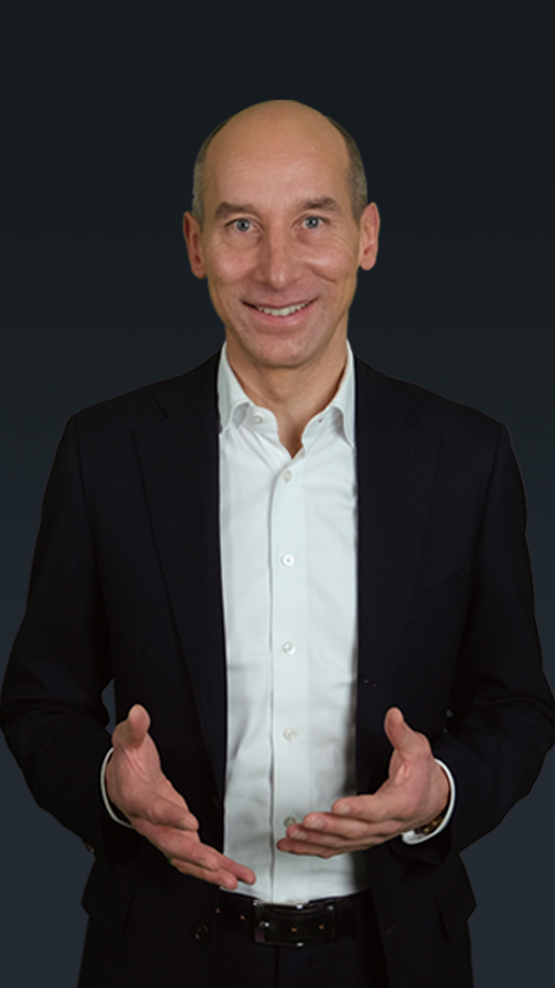 Message from Thomas Toepfer, CFO (portrait)